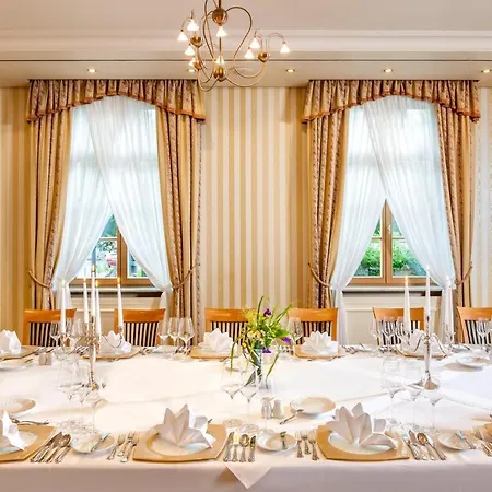 Dorint Am Goethepark Hotel 4*