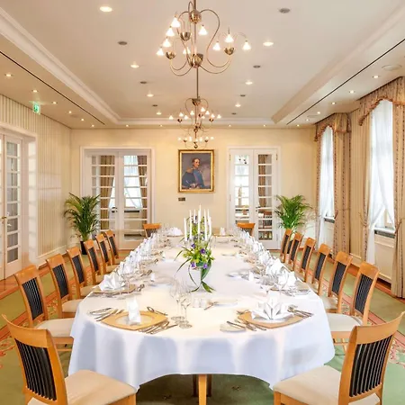 Dorint Am Goethepark 4* Веймар