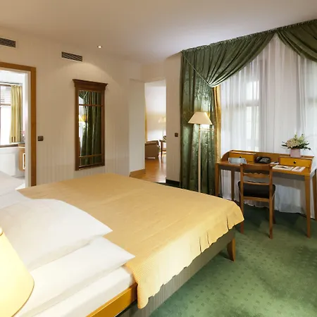 Szálloda Dorint Am Goethepark 4*