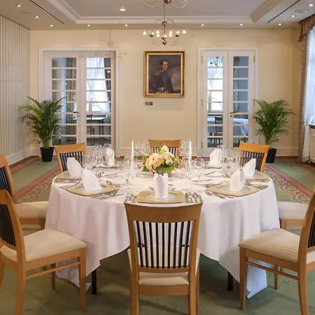 מלון Dorint Am Goethepark 4*