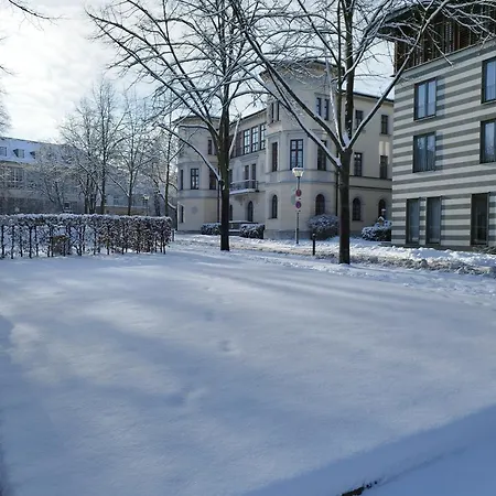 Отель Dorint Am Goethepark
