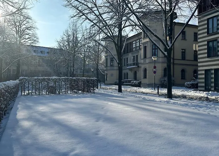 Hotel Dorint Am Goethepark 4*